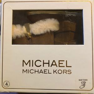 NIB Michael Kors Baby Baba Girl Boots